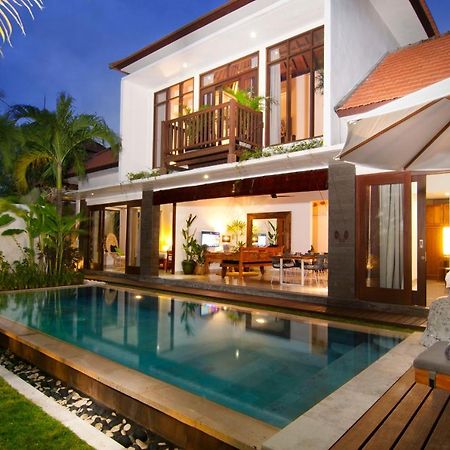 3Br Villa Erja - Minggu Villas ケロボカン エクステリア 写真